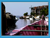 Les pinasses dans le port de Gujan mestras sur le bassin d'arcachon